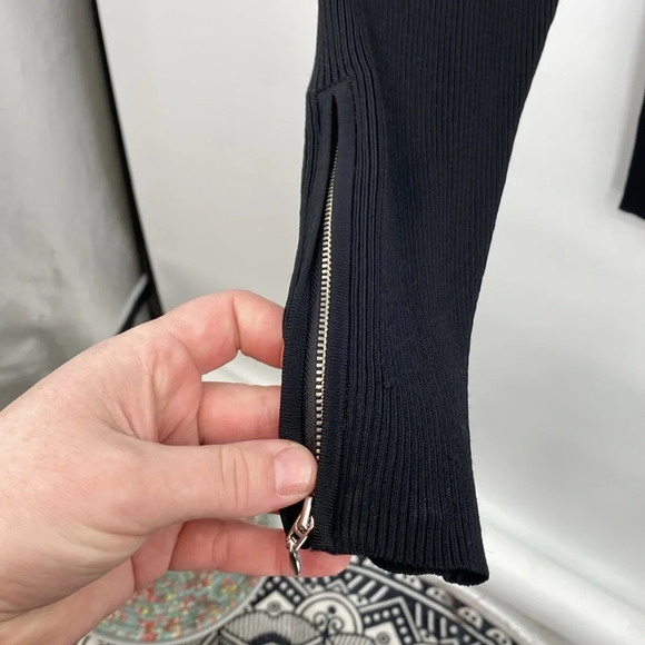 Intermix Leggings Womens Size Small Black Casual Stretch‎ Ankle Zip High Waisted - Picture 3 of 11